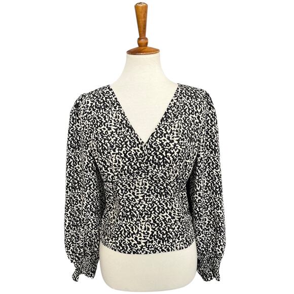 NWT Catherine Malandrino Long Sleeve Animal Print Style Blouse Size Medium - Picture 2 of 8